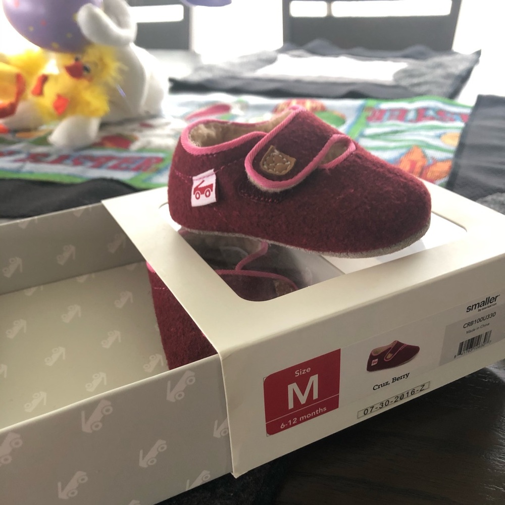 See Kai Run infant crib shoe